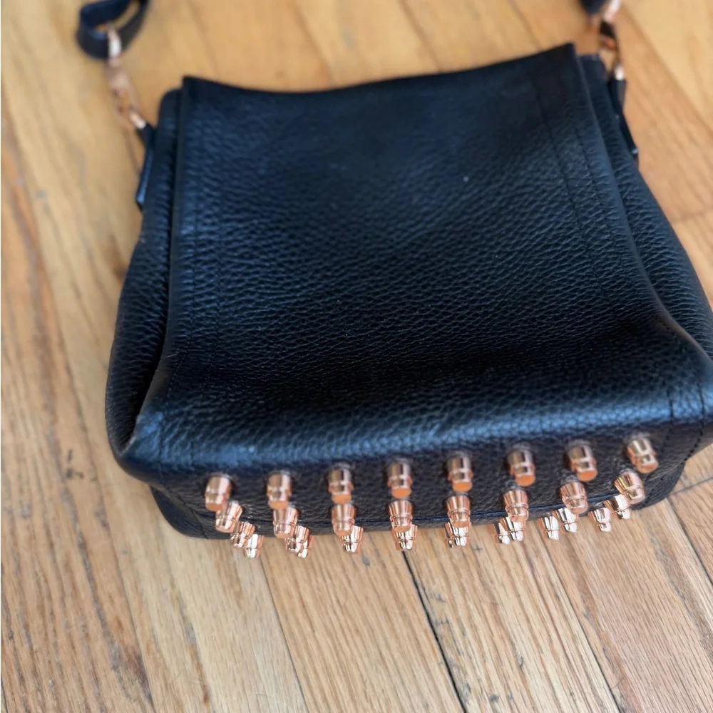 Alexander Wang purse bag in black pebbled leather with rose gold studs - Picture 5 of 16